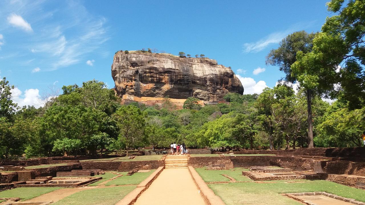 Sigiriya Amenity Home Stay Ngoại thất bức ảnh